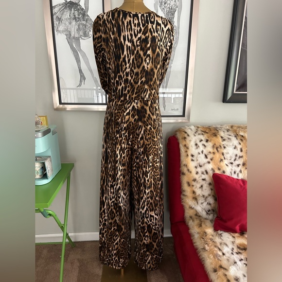 Jumper - Picture 4 of 7